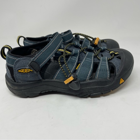 Keen Shoes Keen Childrens Newport H2 Water Shoes Size Poshmark